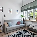 Gigi Deluxe Mokotow * وارسو